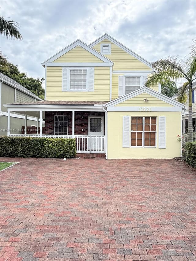 11921 SW 117th Court, Miami, FL 33186