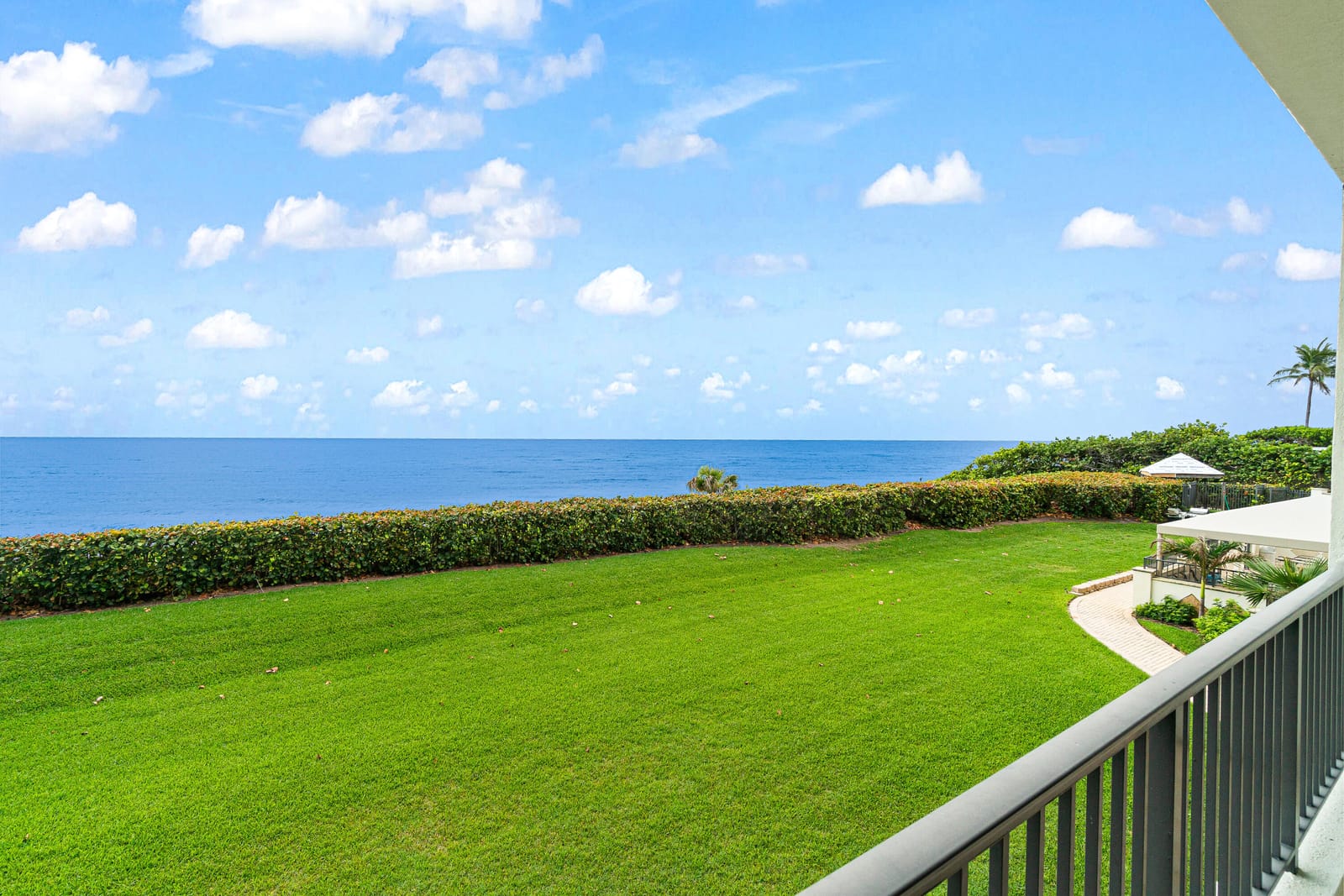 800 Ocean Drive 204