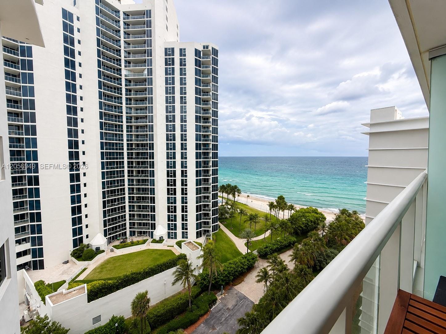 19201 Collins Avenue 1025, Sunny Isles Beach, FL 33160 photo 16