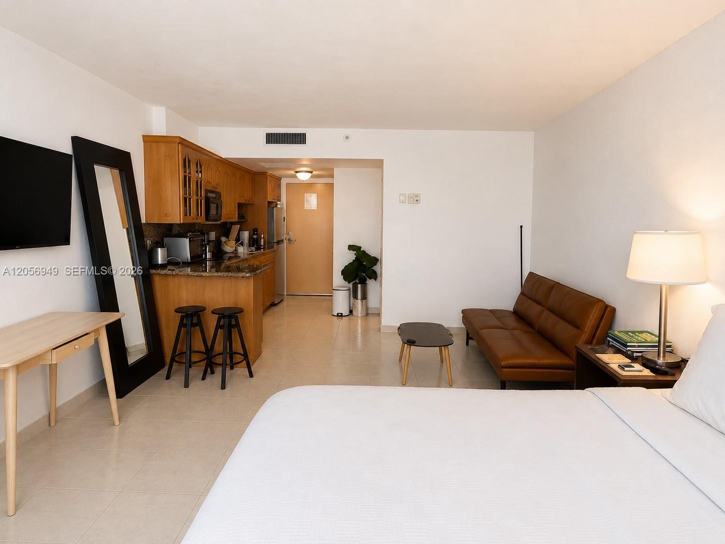 19201 Collins Avenue 1025 — photo 7