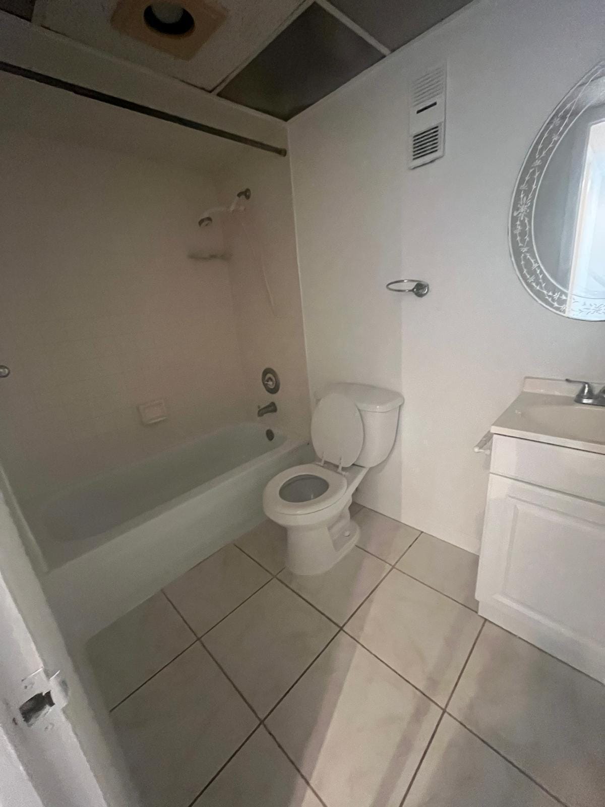 480 EXECUTIVE CENTER Drive 2F — photo 6
