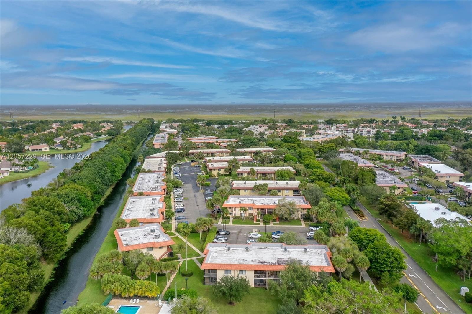 325 Lakeview Drive 102, Weston, FL 33326 photo 21