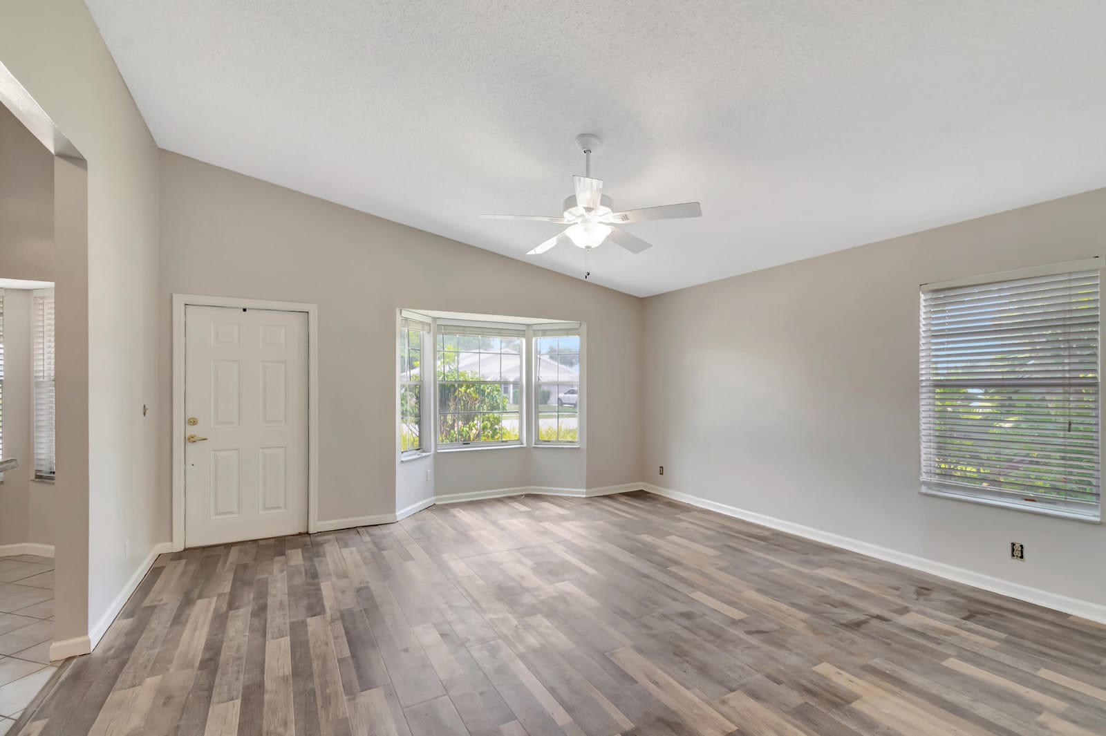 5048 BRIAN Boulevard, Boynton Beach, FL 33472 photo 5