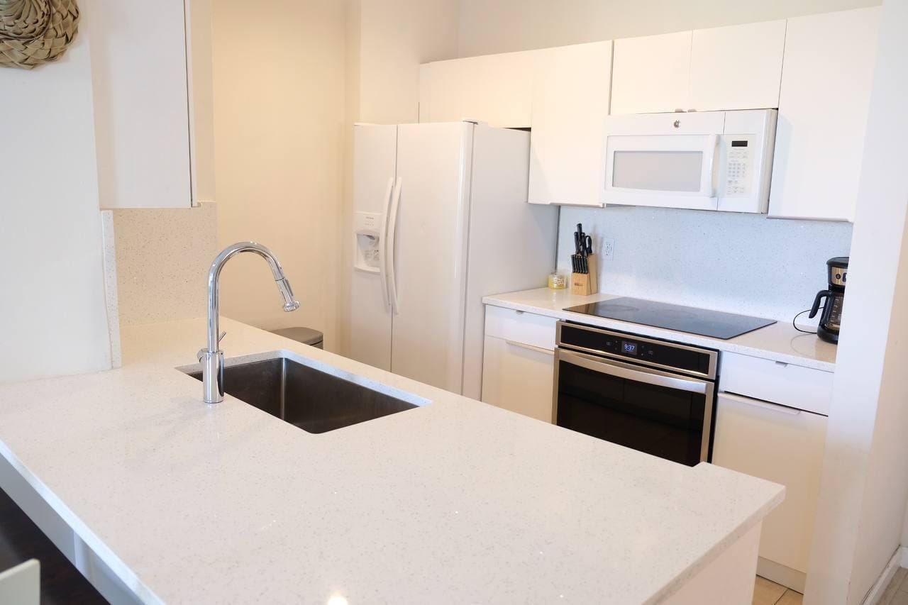 720 S Sapodilla Avenue 514, West Palm Beach, FL 33401 photo 8