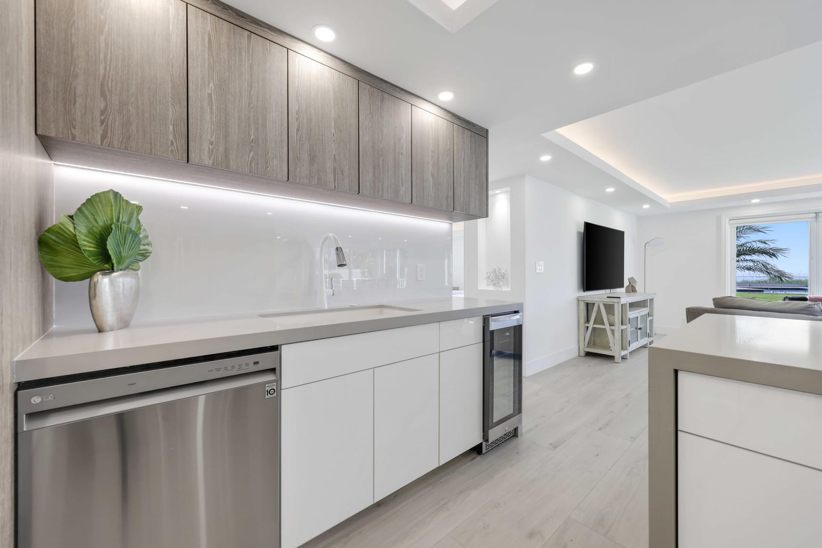 600 S Ocean Boulevard 103 — photo 9