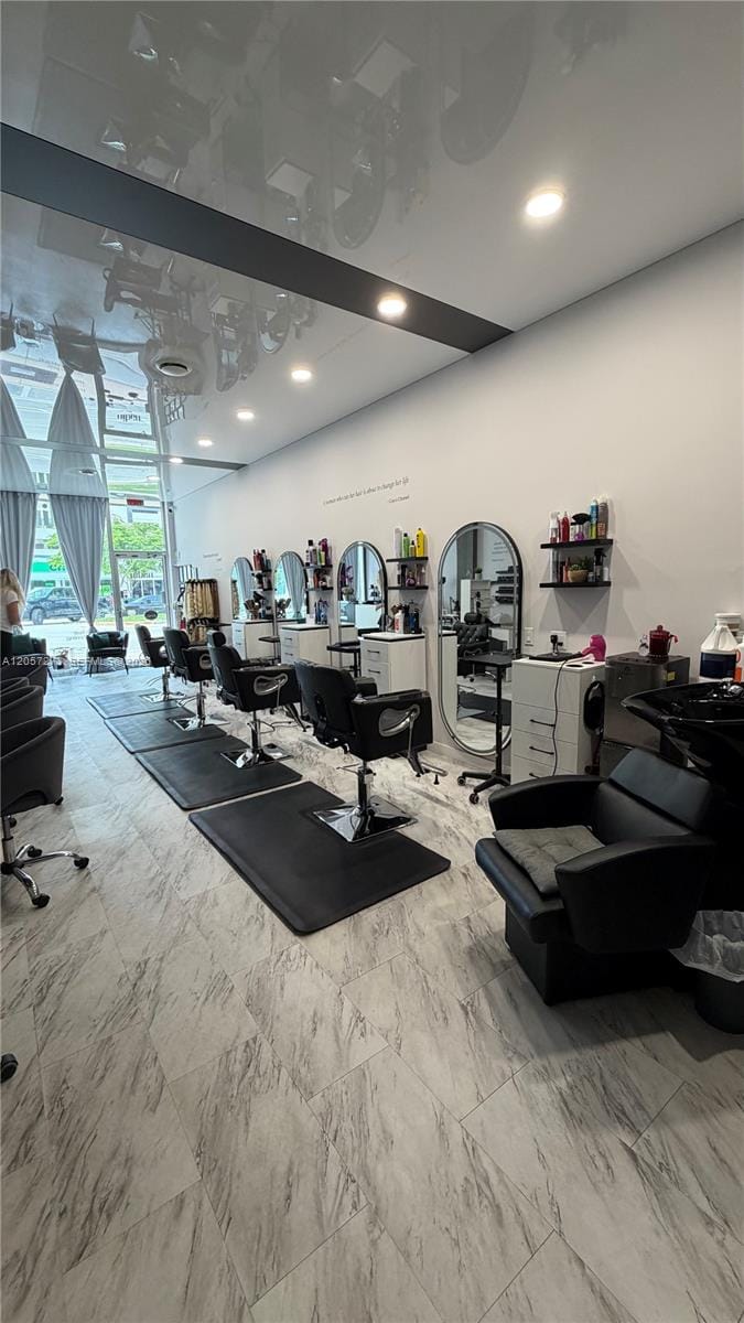 2119 Hollywood Boulevard, Hollywood, FL 33020