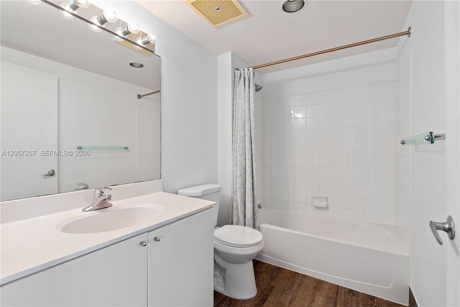 17375 Collins Avenue 1108, Sunny Isles Beach, FL 33160 photo 21