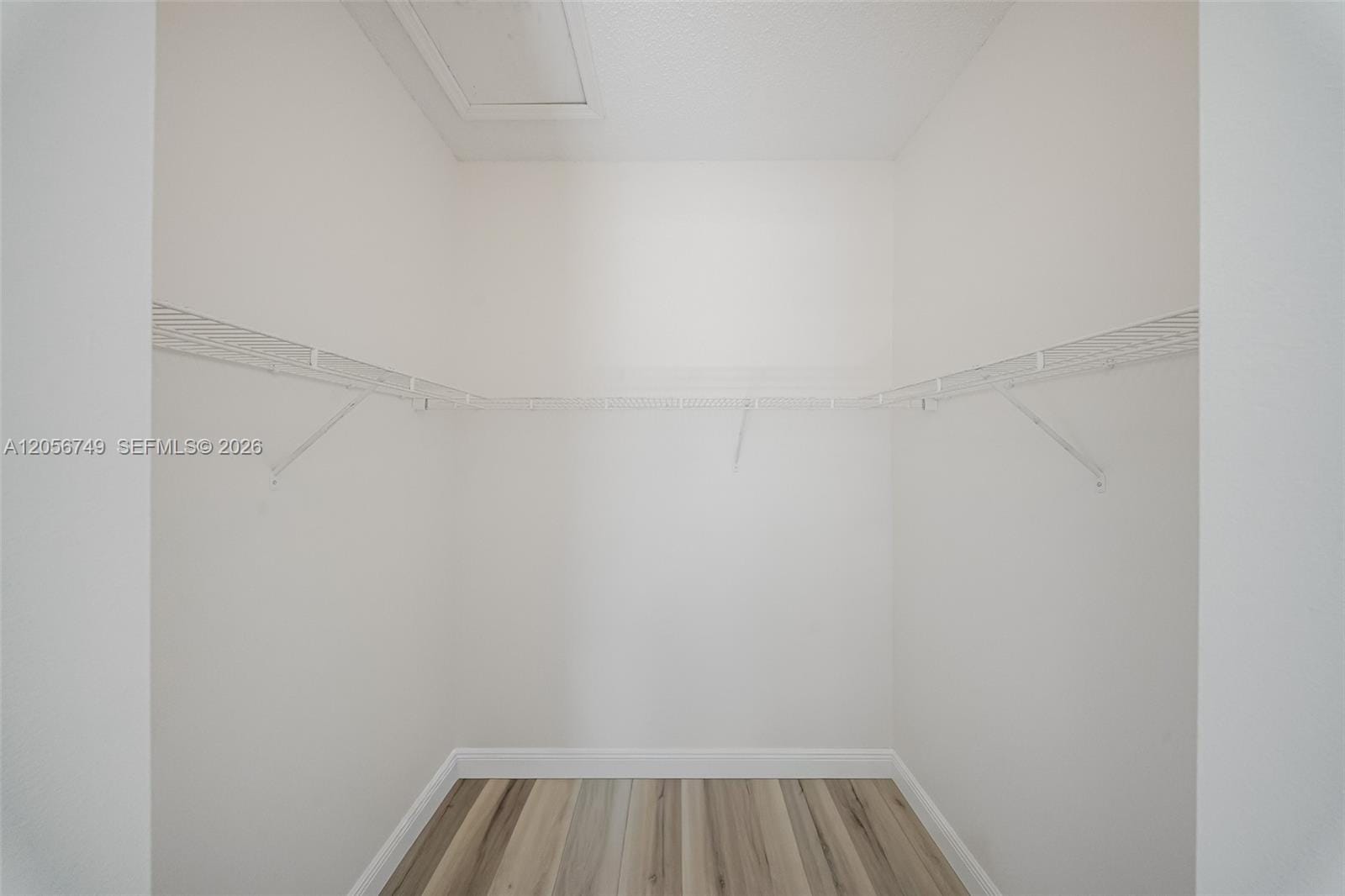 1037 NE 42nd Place — photo 11