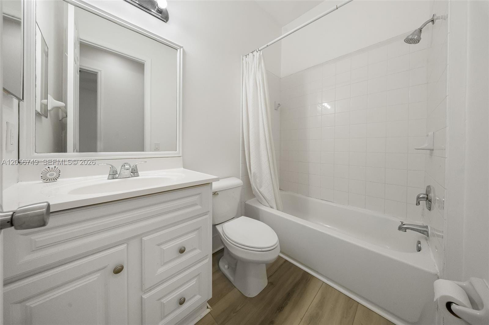 1037 NE 42nd Place, Homestead, FL 33033 photo 16