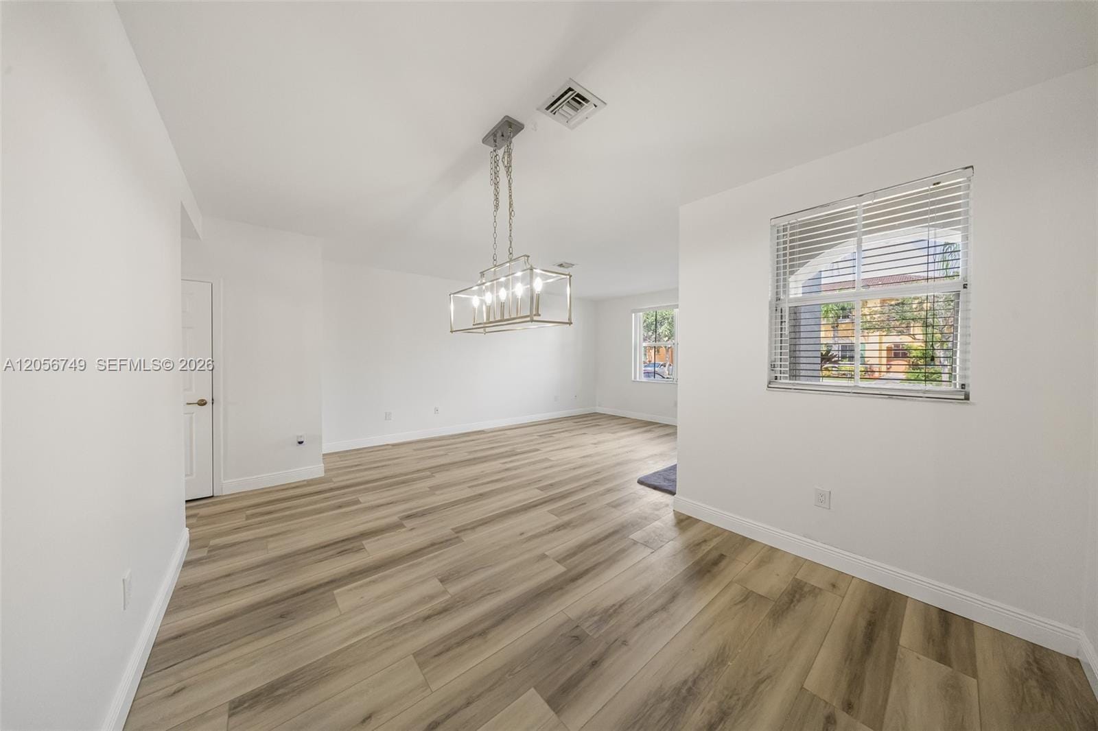 1037 NE 42nd Place — photo 5