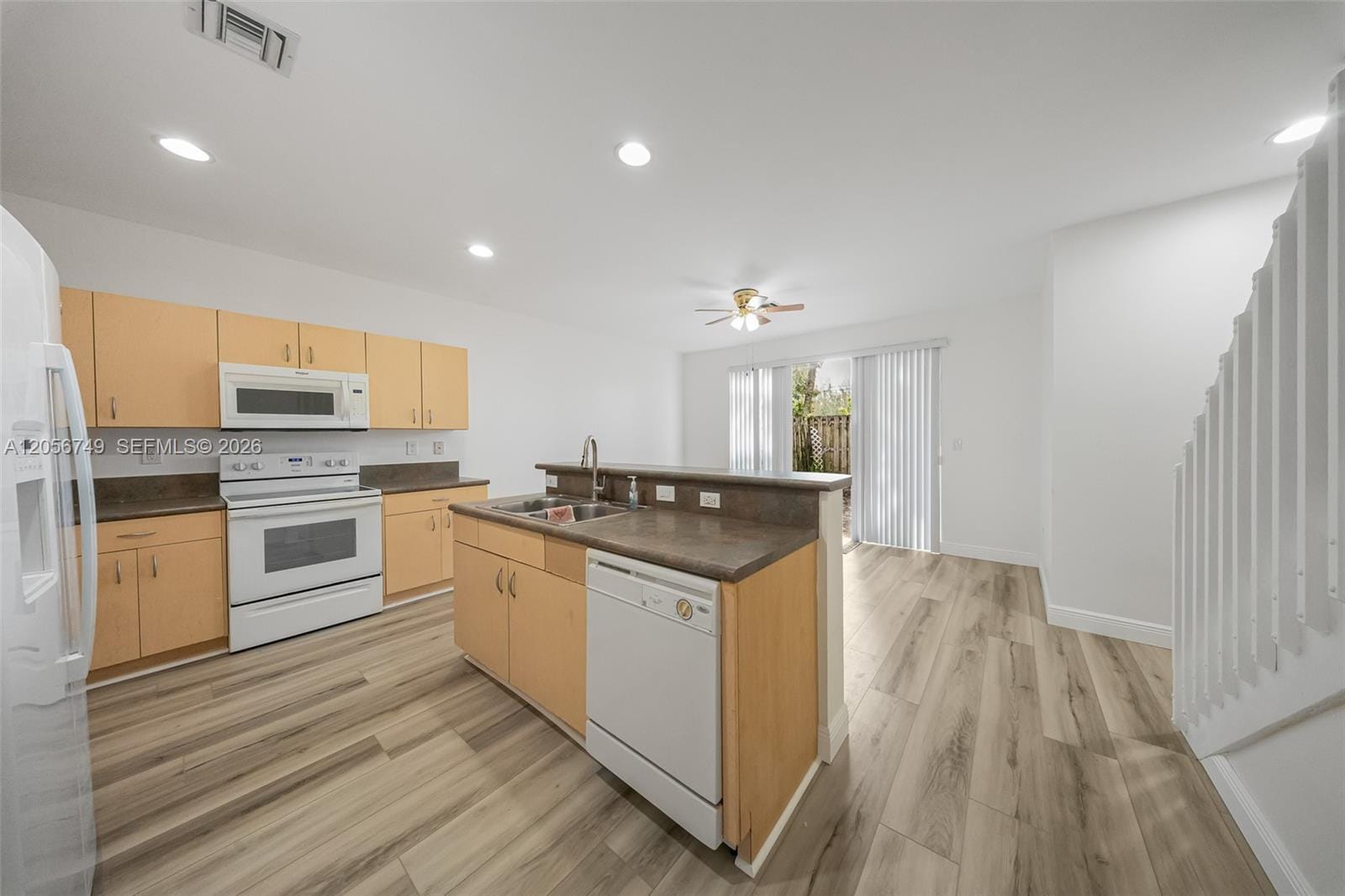 1037 NE 42nd Place — photo 6