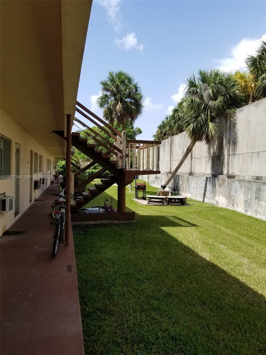 280 SW 11th Avenue 18, Hallandale Beach, FL 33009