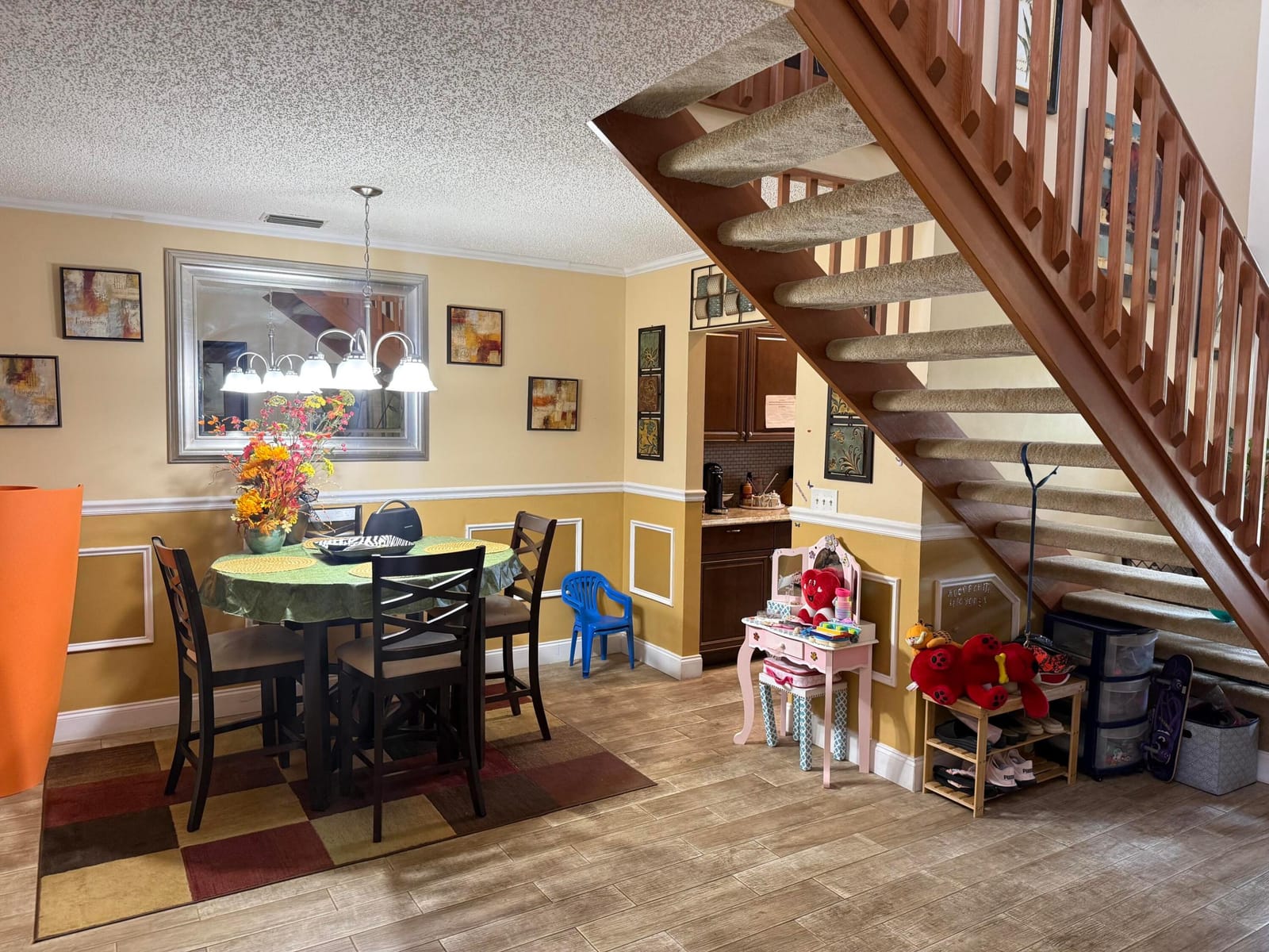 1718 W Sanderling Lane