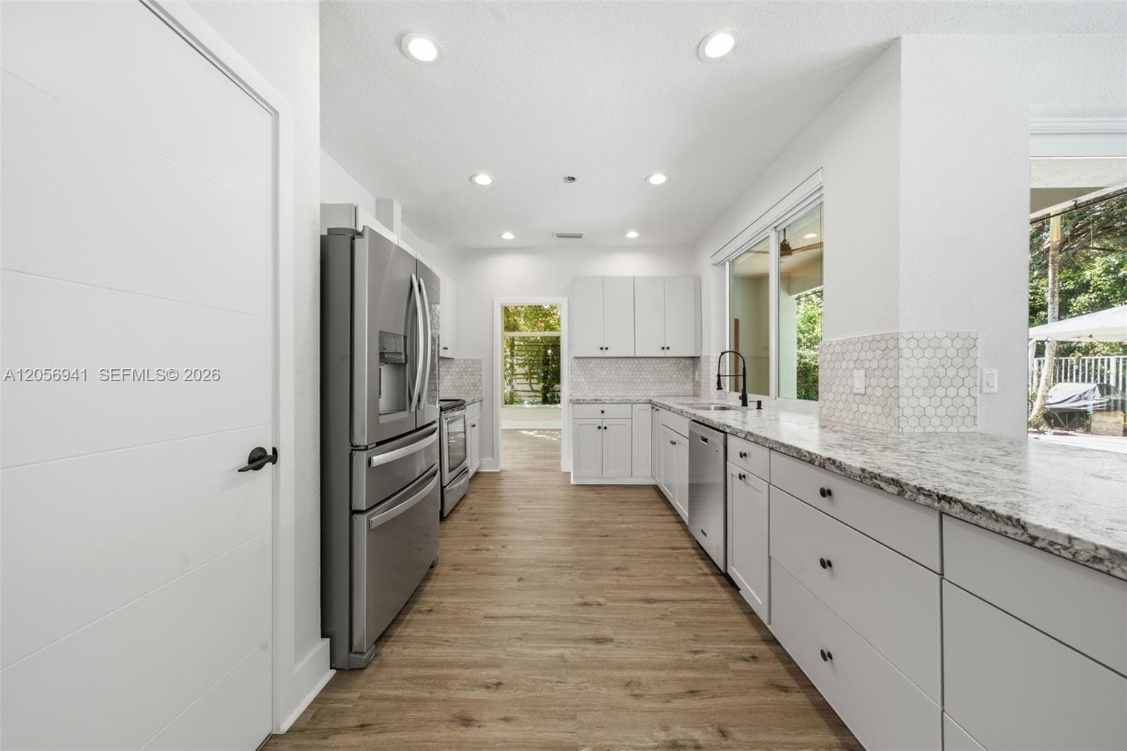 11070 Minneapolis Drive — photo 9