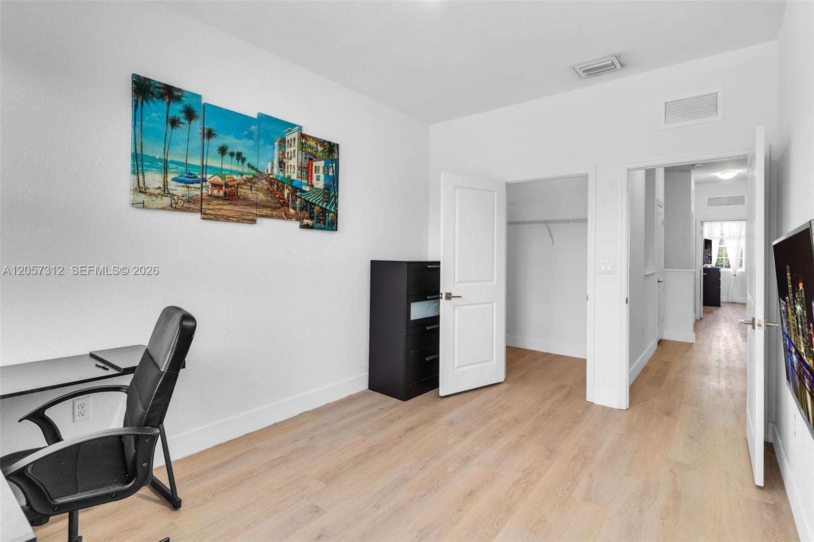 2438 SE 15th Street — photo 4