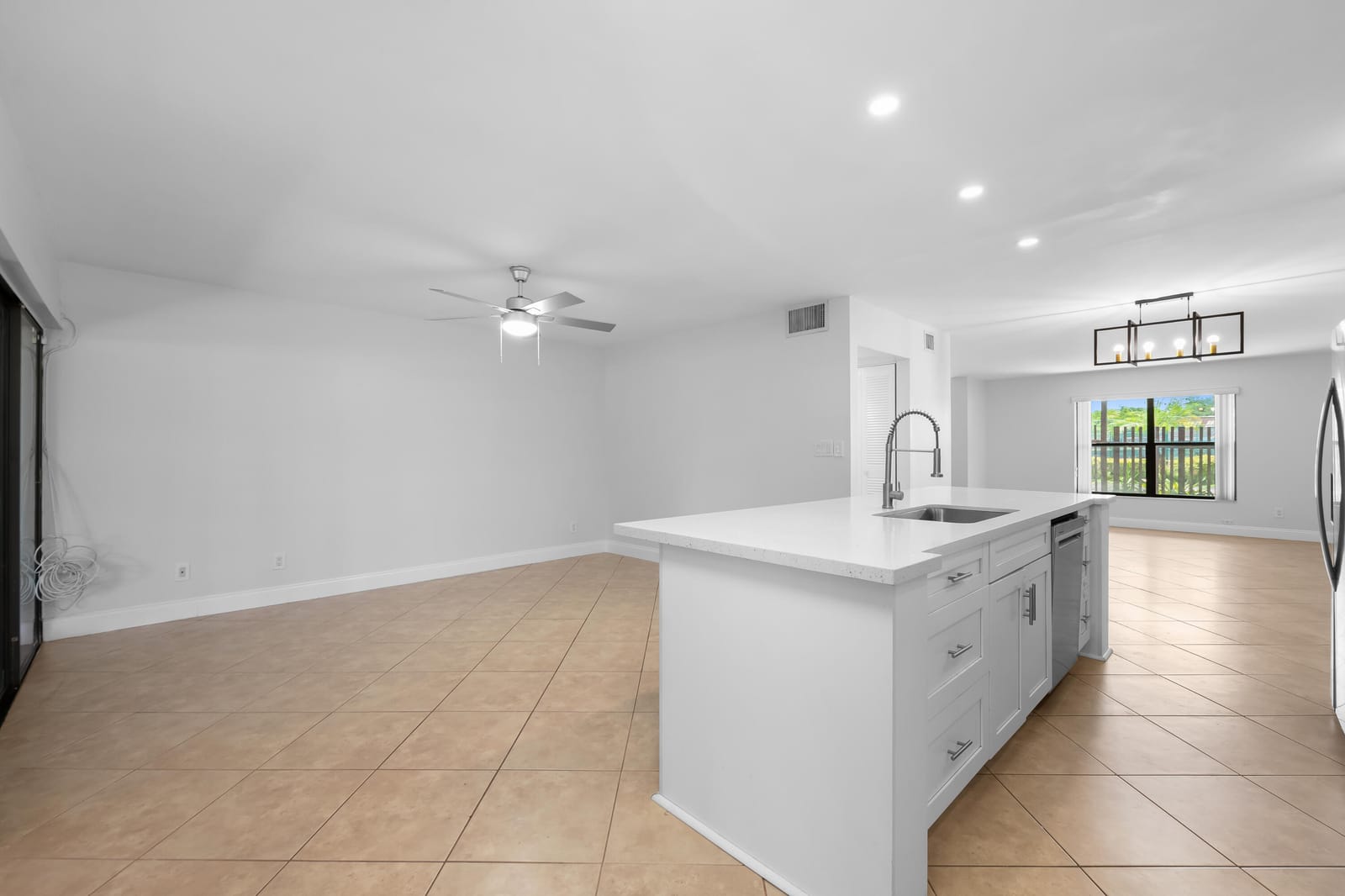 1517 Fairway Road, Pembroke Pines, FL 33026 photo 16