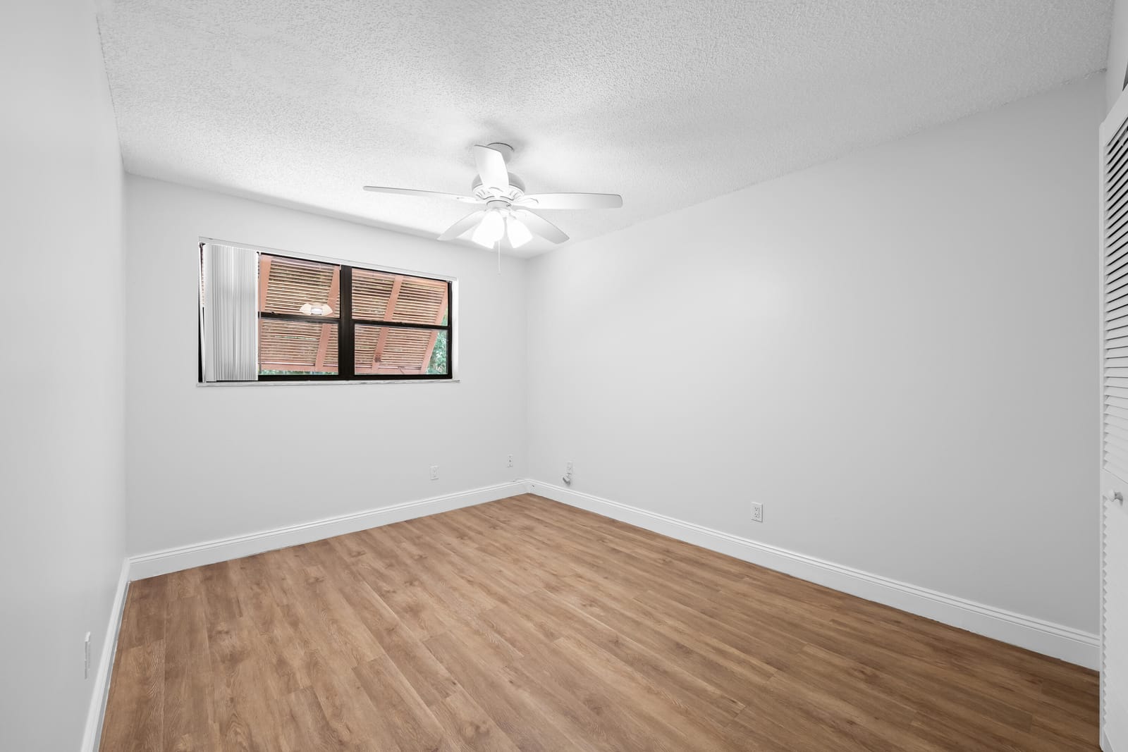 1517 Fairway Road, Pembroke Pines, FL 33026 photo 22