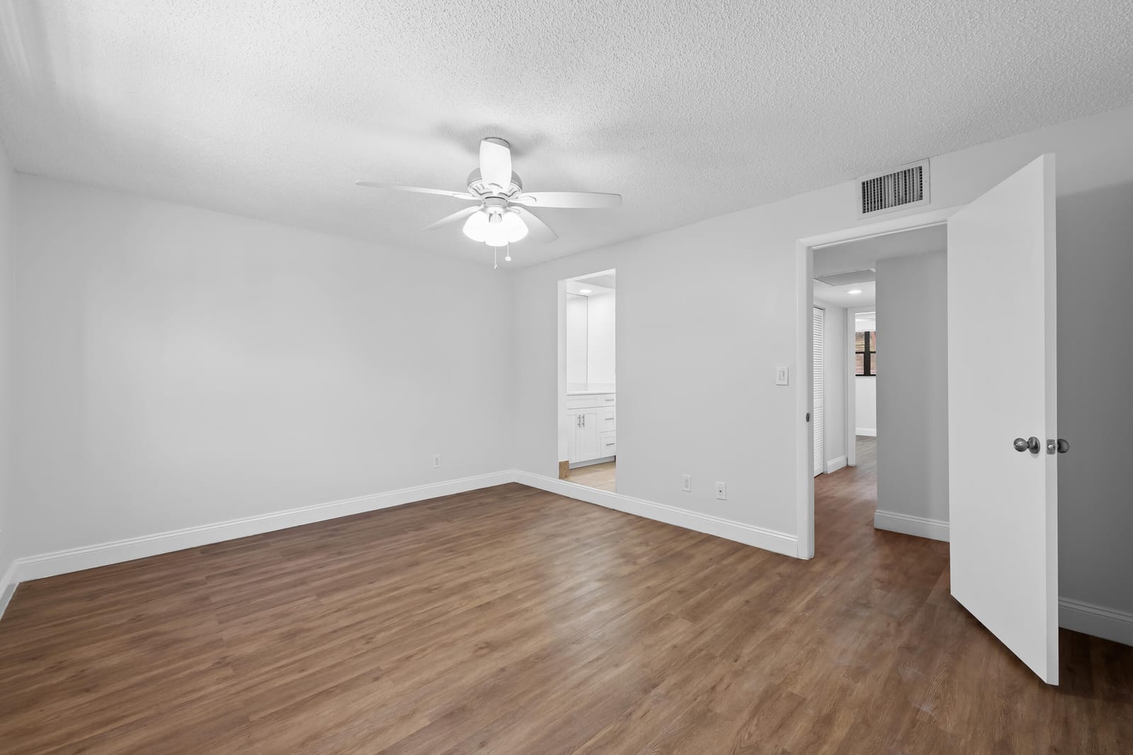1517 Fairway Road, Pembroke Pines, FL 33026 photo 24