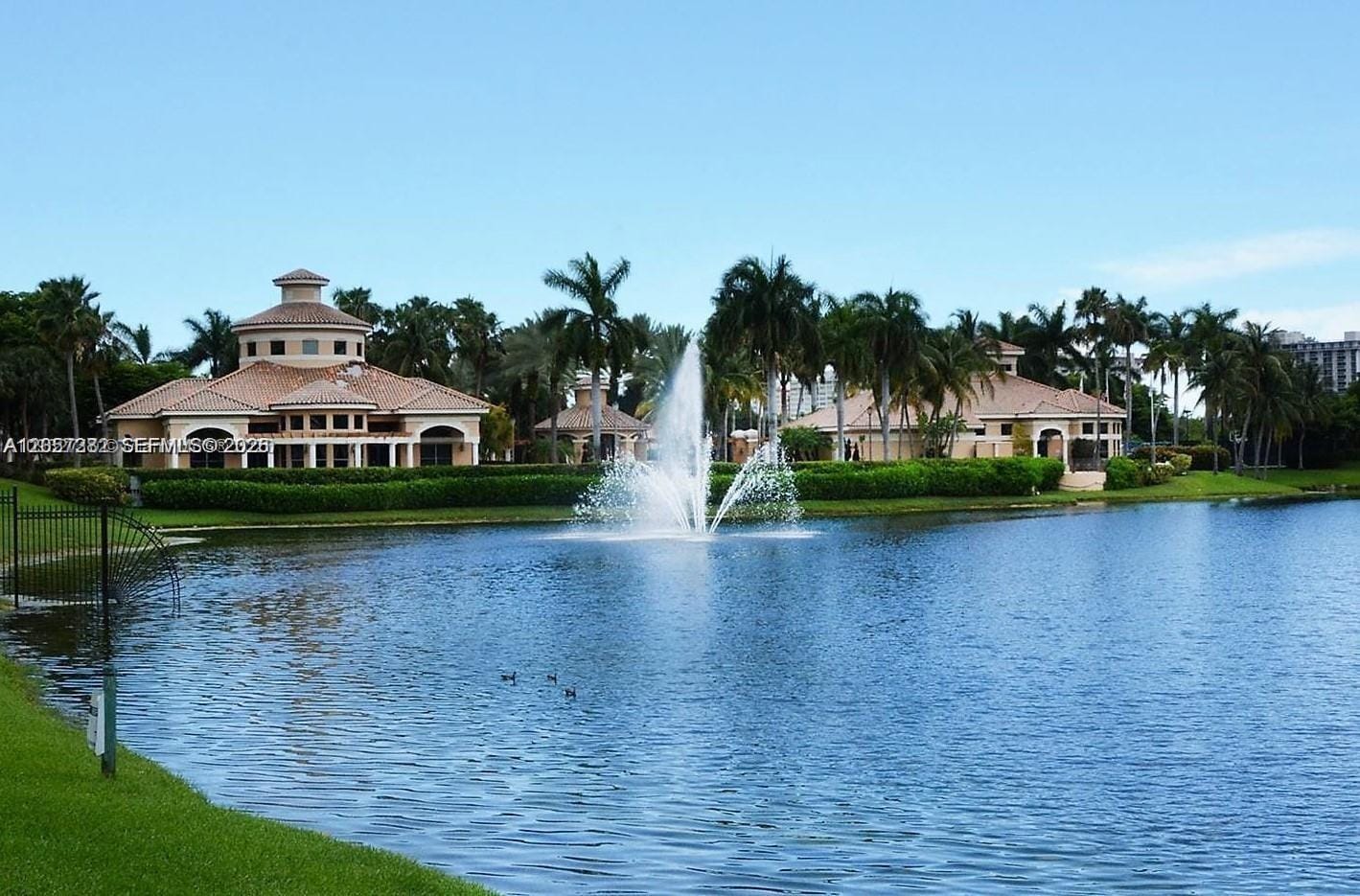 957 N Harbor View 957, Hollywood, FL 33019