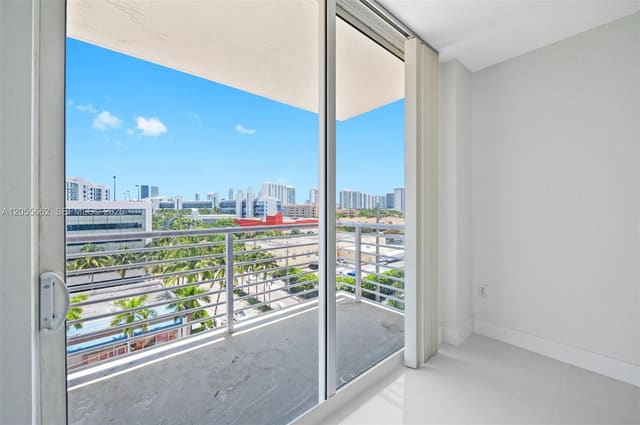 18800 NE 29th Avenue 708, Aventura, FL 33180