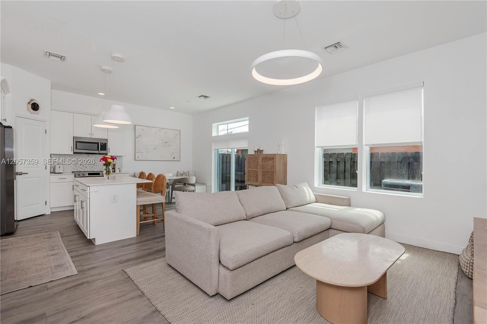 1066 NE 35th Street — photo 3