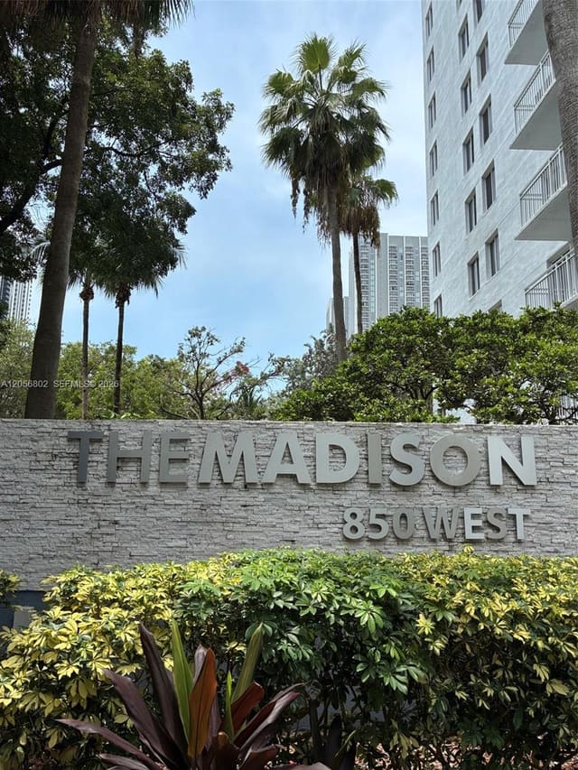 850 N Miami Avenue W-406, Miami, FL 33136