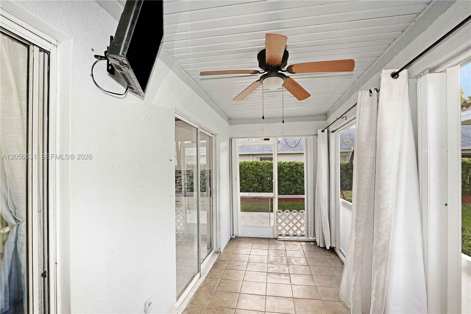 527 SE 21st Drive, Homestead, FL 33033 photo 17