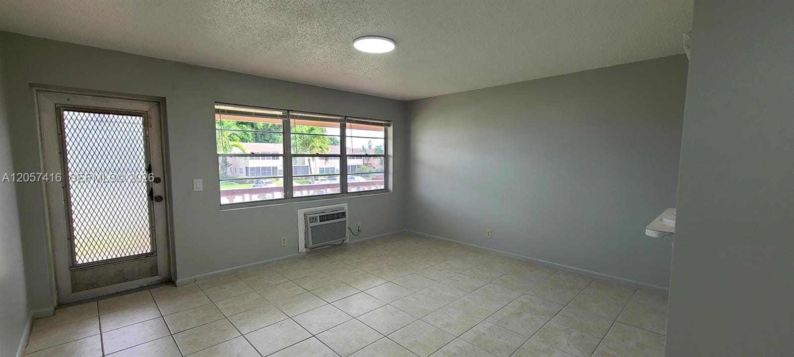 125 Canterbury E 125 — photo 2