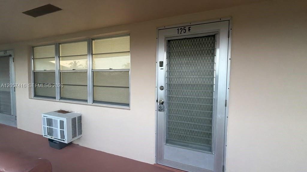 125 Canterbury E 125 — photo 4