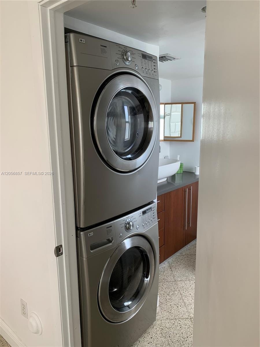 498 SW 2nd Street 2C — photo 6