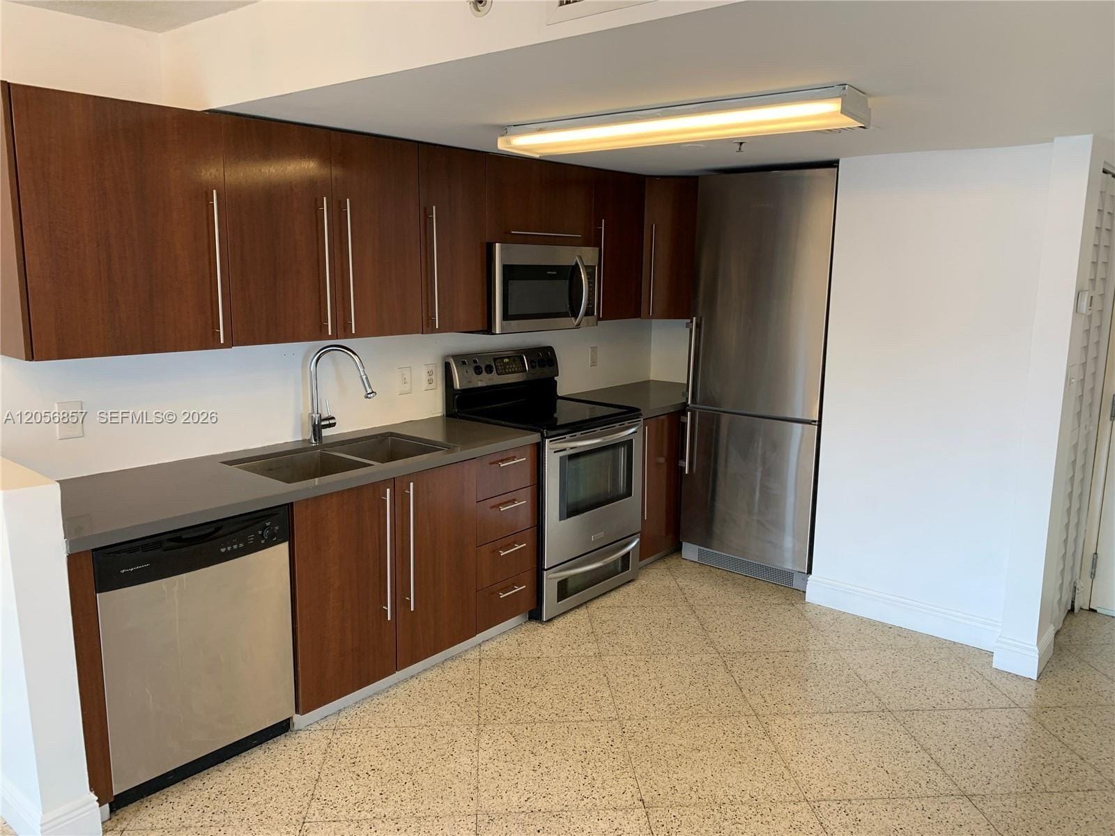 498 SW 2nd Street 2C