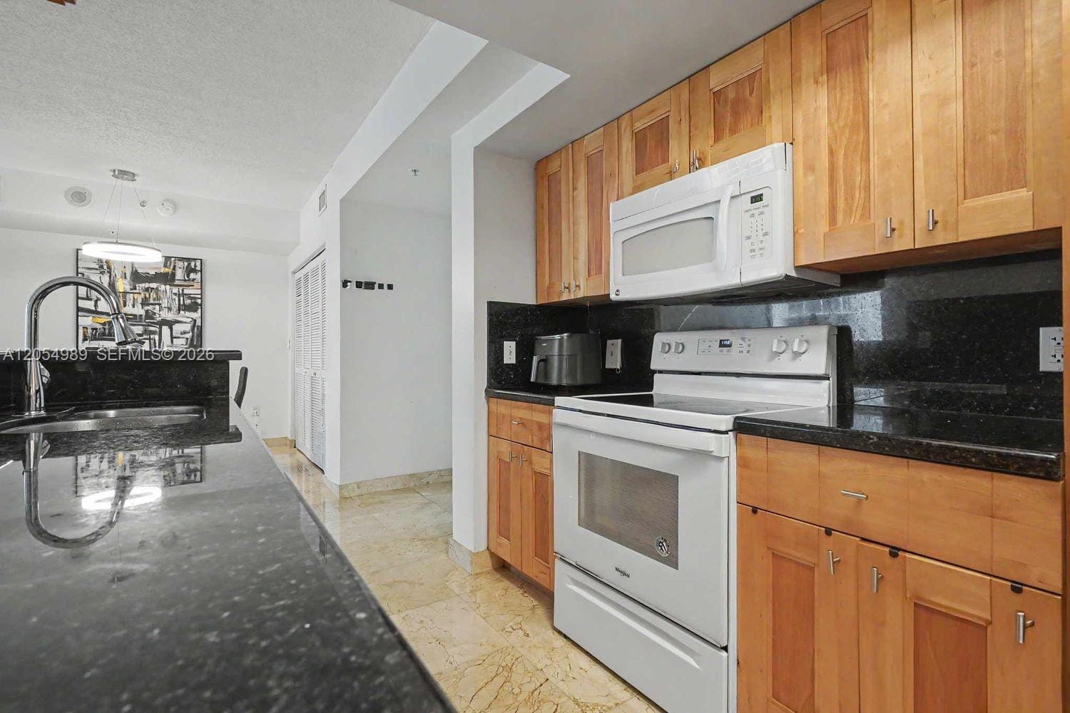 5085 NW 7th Street 906 — photo 4