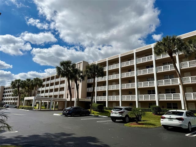 1200 NW 87th Avenue 114, Coral Springs, FL 33071