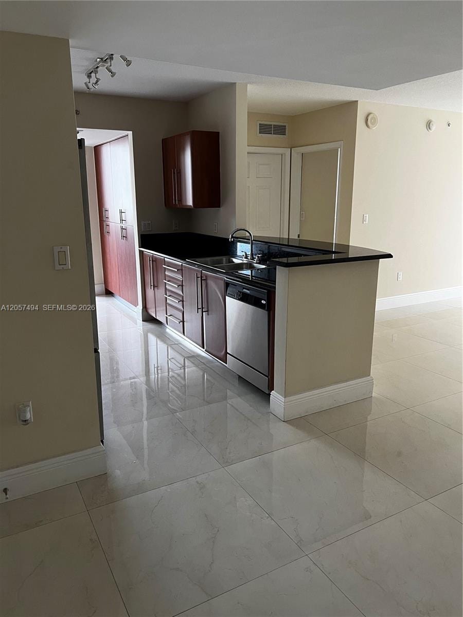 3232 SW 22nd Terrace 201 — photo 6