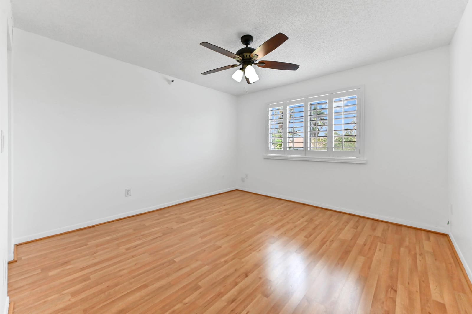 140 Yacht Club Way 307 — photo 7