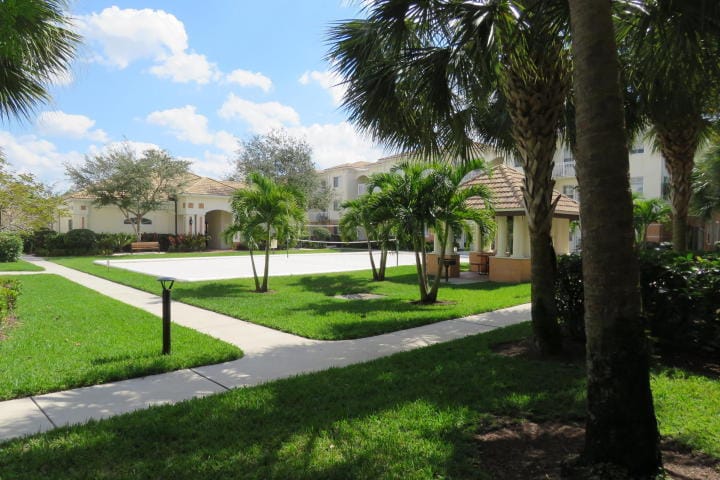 9873 Baywinds Drive 5109 — photo 5