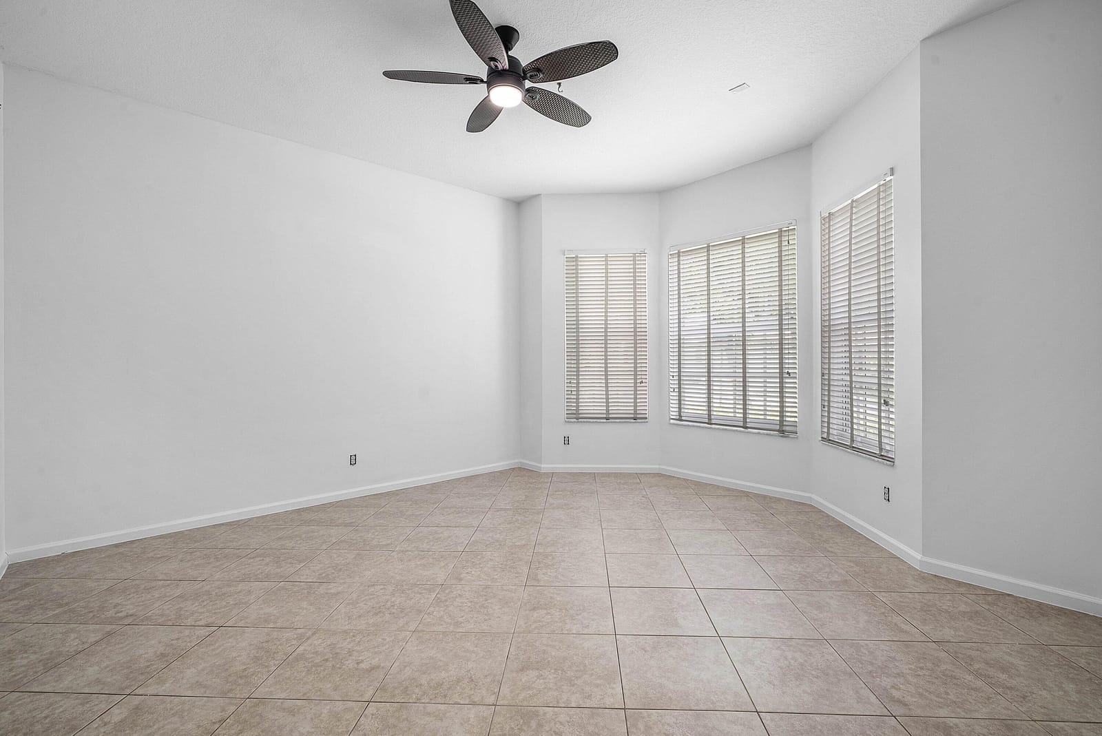 9058 SEDGEWOOD Drive, Lake Worth, FL 33467 photo 5