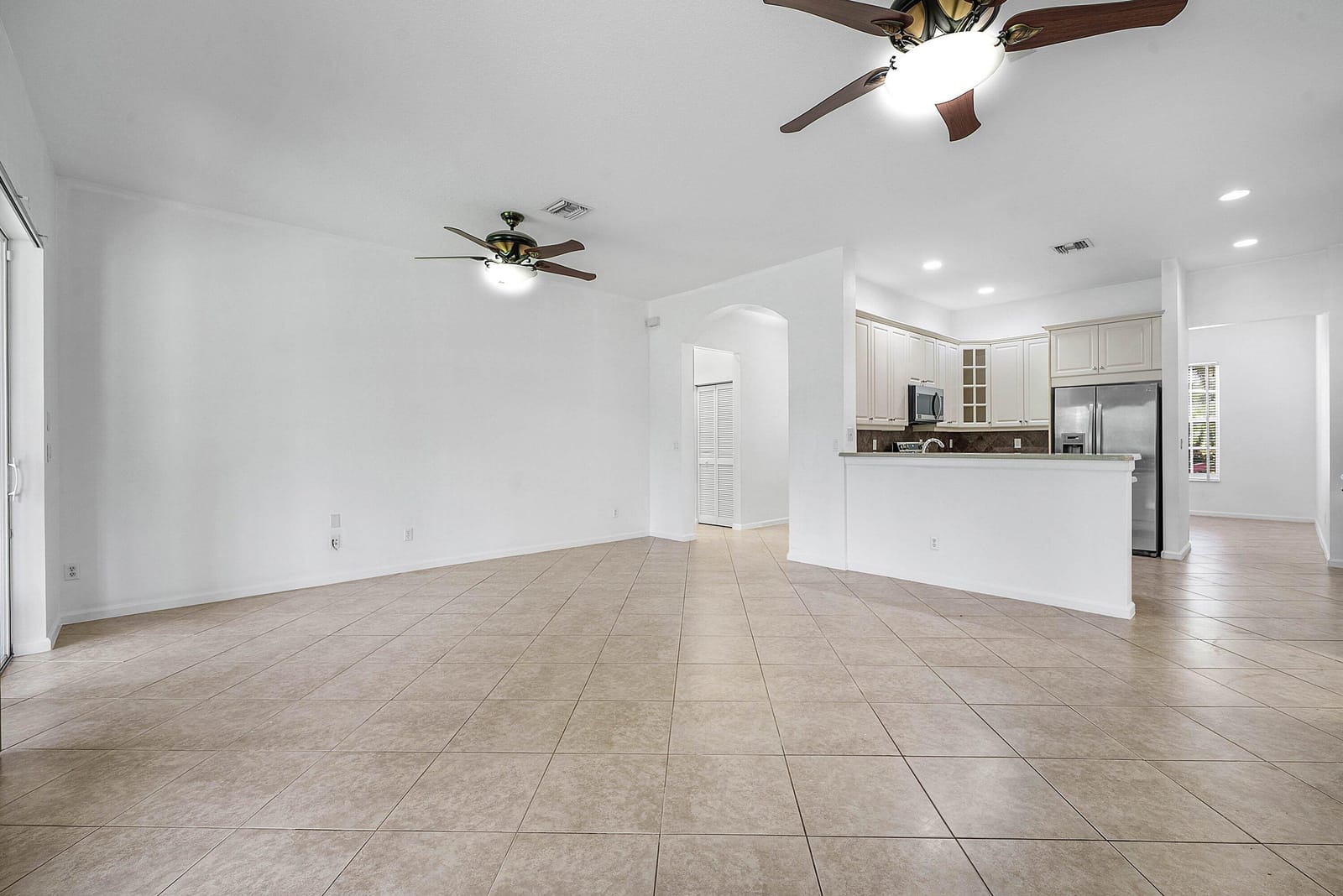 9058 SEDGEWOOD Drive, Lake Worth, FL 33467 photo 9