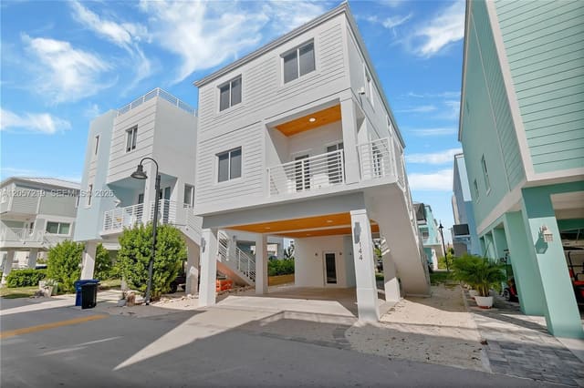 94825 Overseas Highway 144, Key Largo, FL 33037