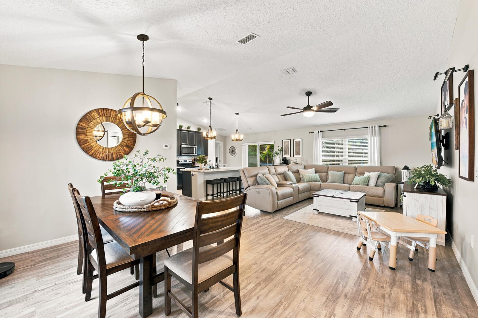 183 SW NORTH WAKEFIELD Circle — photo 5
