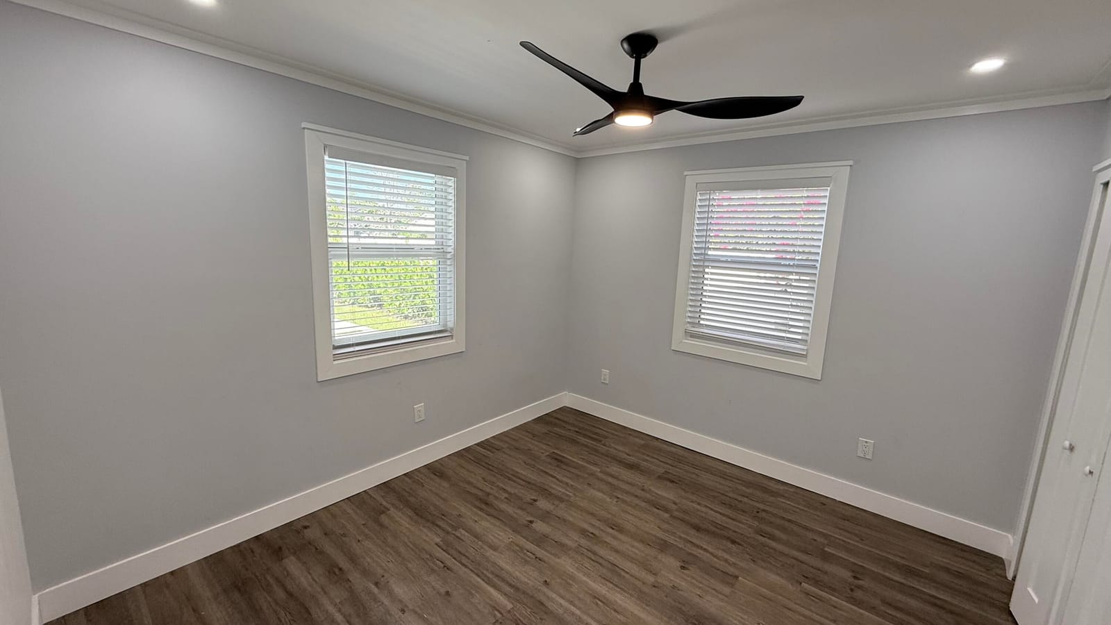 118 SW 7TH Street — photo 12