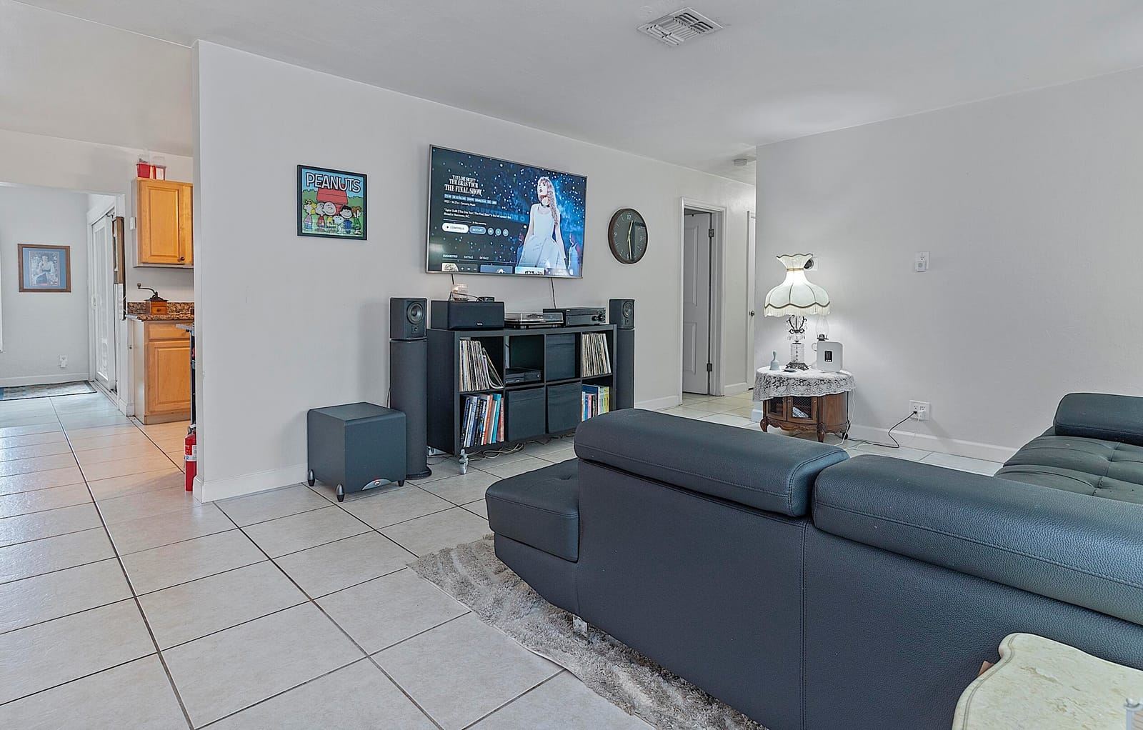 830 SW 1st Avenue — photo 4
