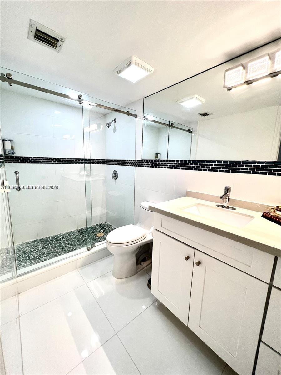 200 Golden Isles Drive 206 — photo 6
