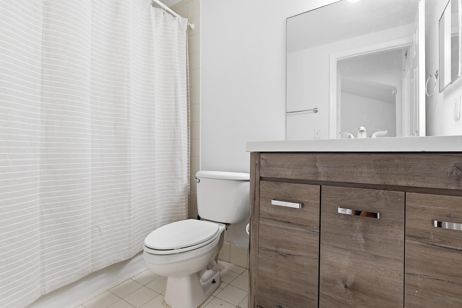 785 SW 148th Avenue 1402, Sunrise, FL 33325 photo 13