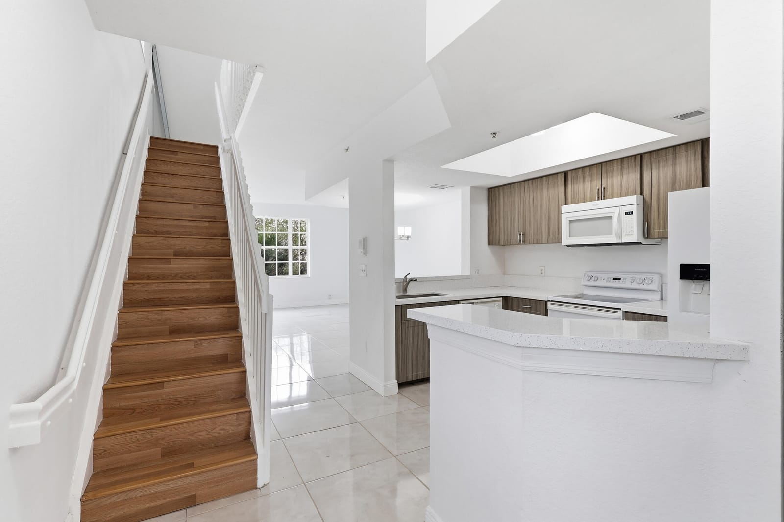 785 SW 148th Avenue 1402, Sunrise, FL 33325 photo 4