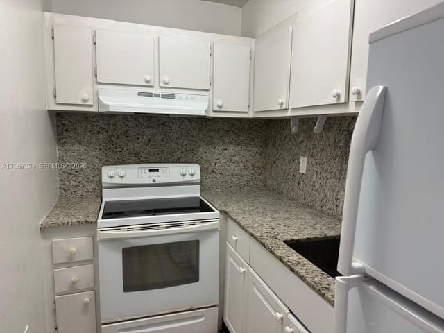 4725 NW 7th Street 206-3, Miami, FL 33126