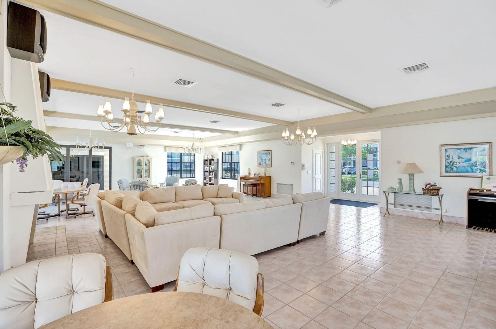 160 CYPRESS CLUB Drive 630, Pompano Beach, FL 33060 photo 24