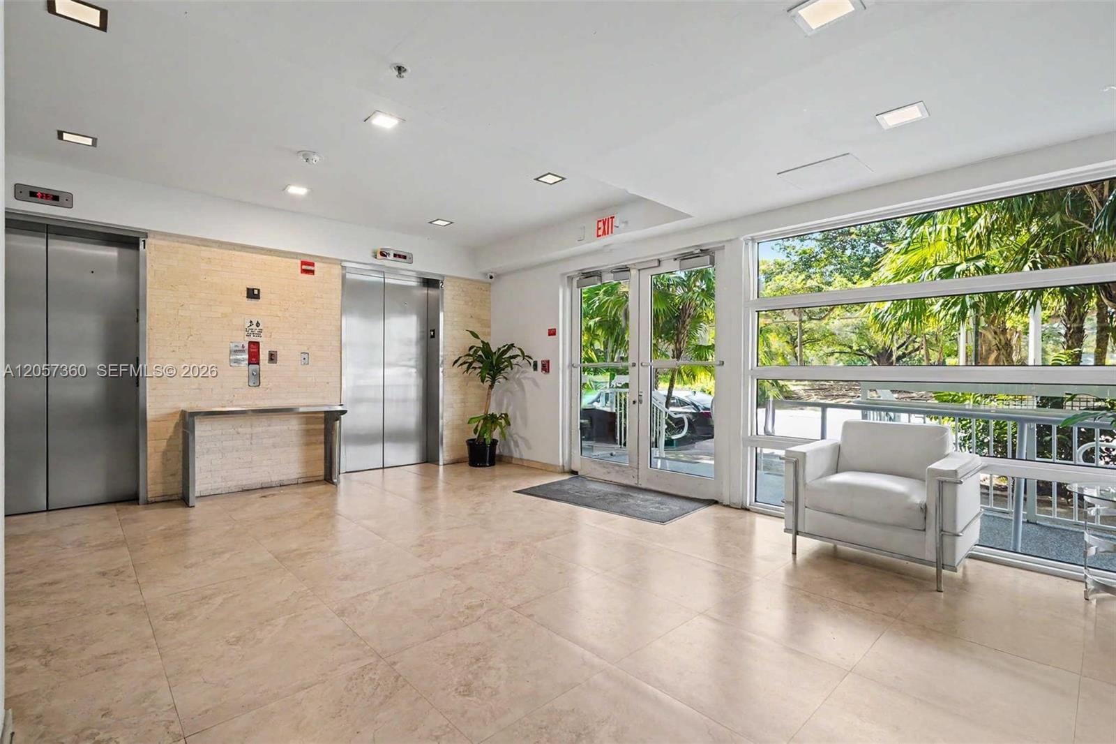 816 NW 11th Street 402, Miami, FL 33136 photo 11