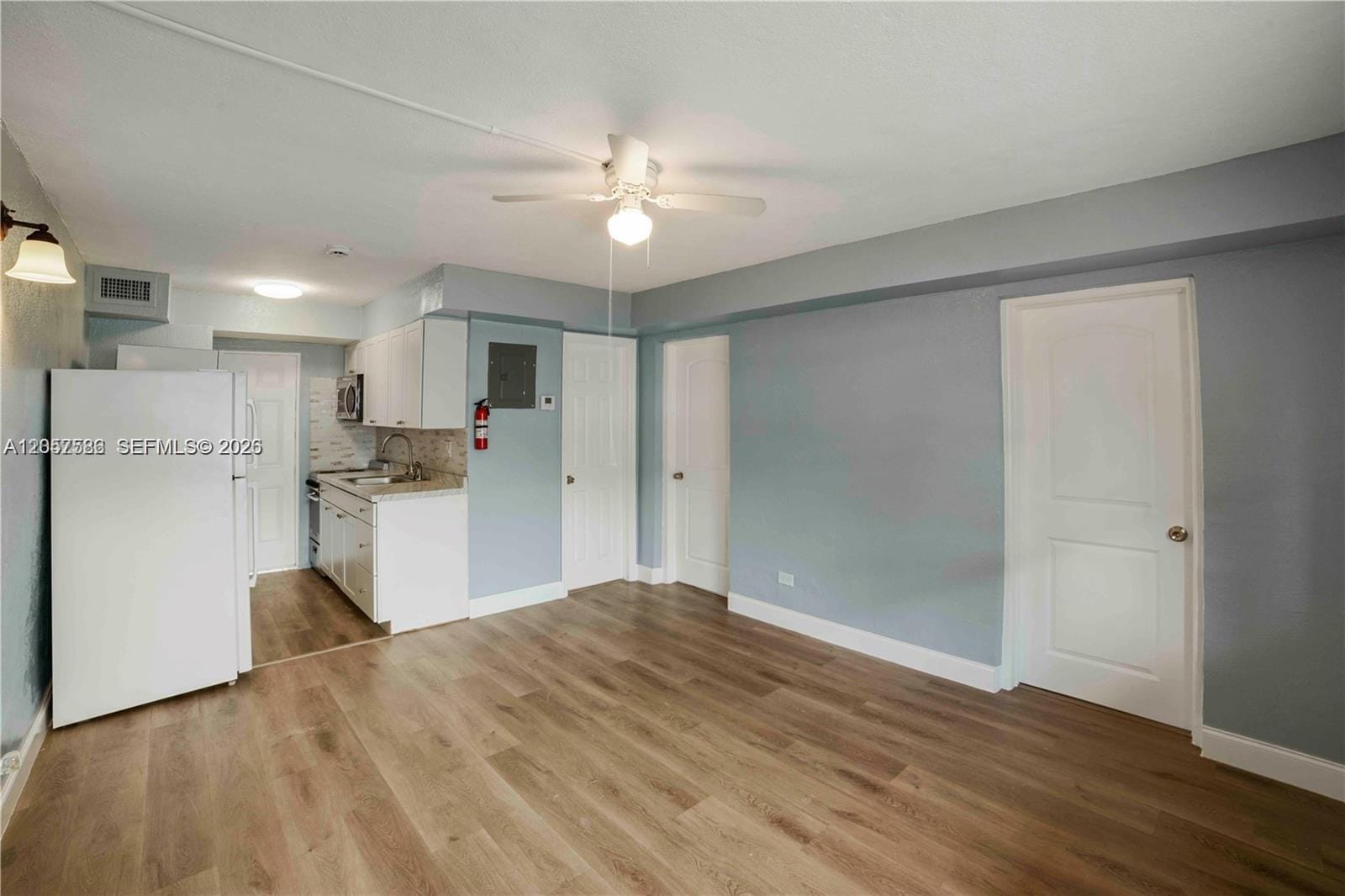 817 NW 12th Avenue 1, Fort Lauderdale, FL 33311 photo 4