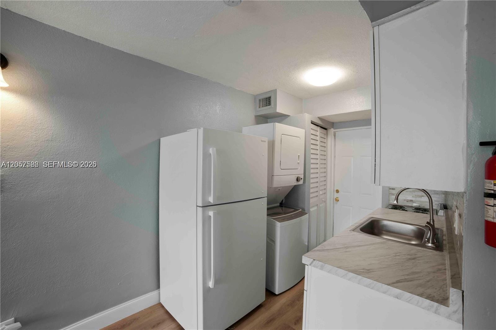 817 NW 12th Avenue 1, Fort Lauderdale, FL 33311 photo 5